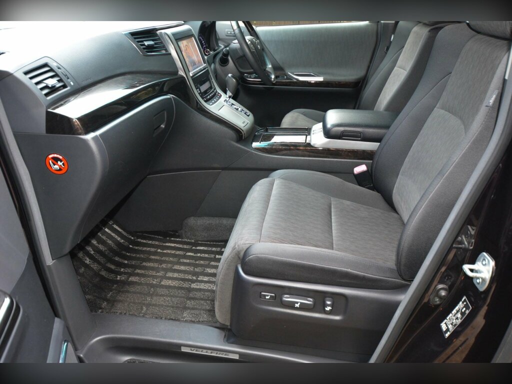 Toyota Vellfire Automatic Black #30