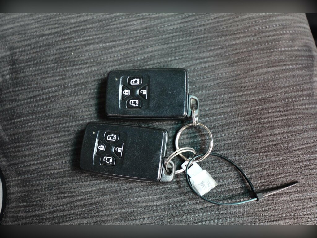 Toyota Vellfire Automatic Black #49