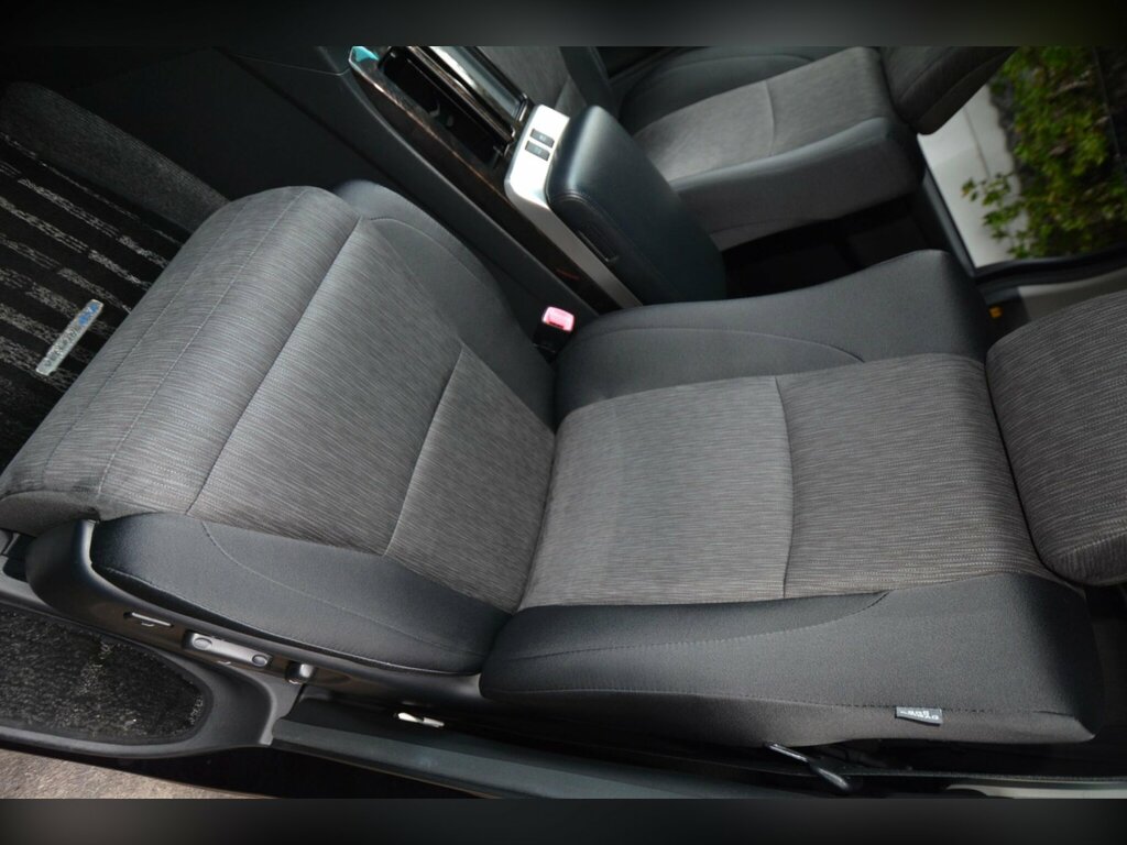 Toyota Vellfire Automatic Black #29