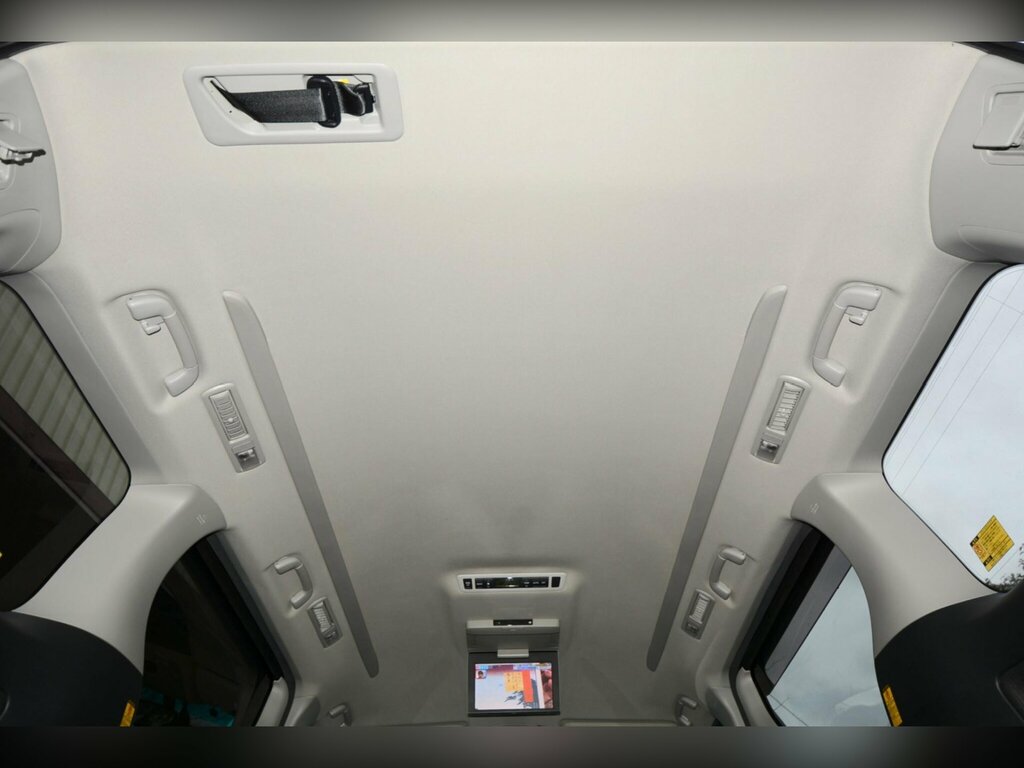 Toyota Vellfire Automatic Black #45