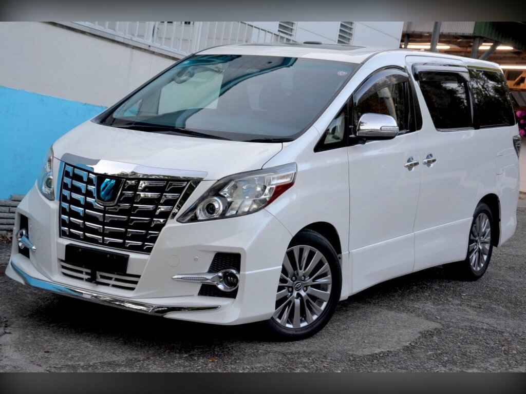 Toyota Alphard Petrol White #7