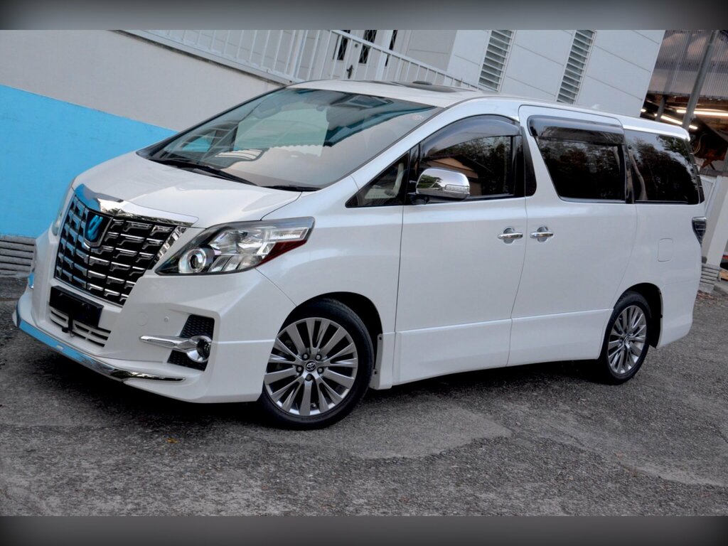 Toyota Alphard Petrol White #8