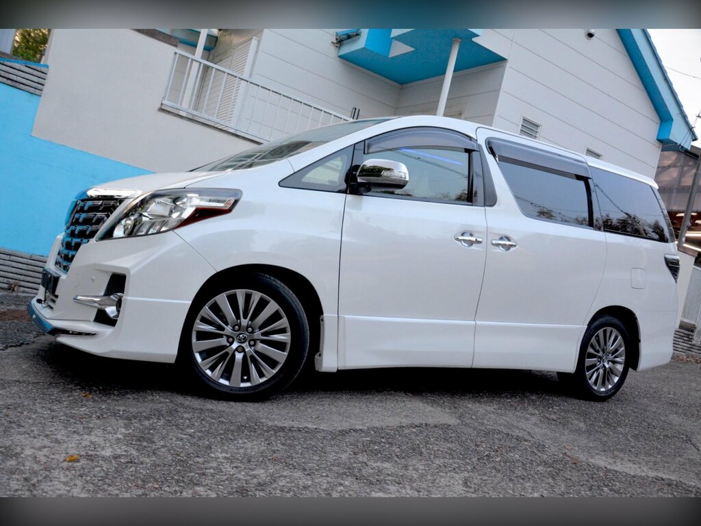 Toyota Alphard Petrol White #9