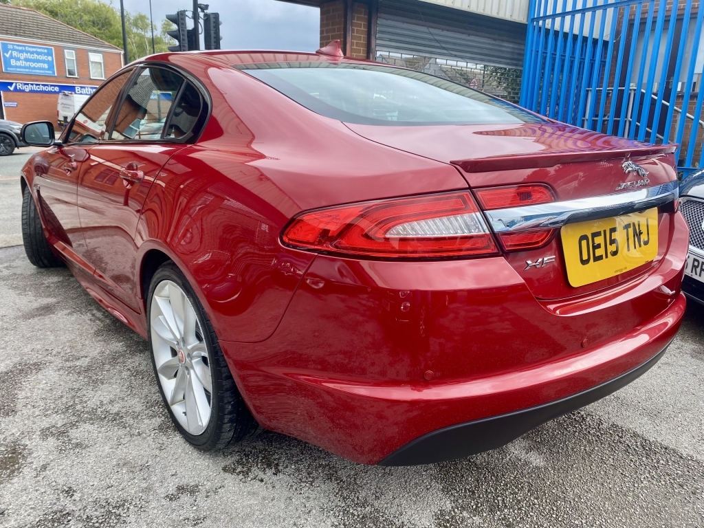 Jaguar XF 2.2 D R-sport Red #6