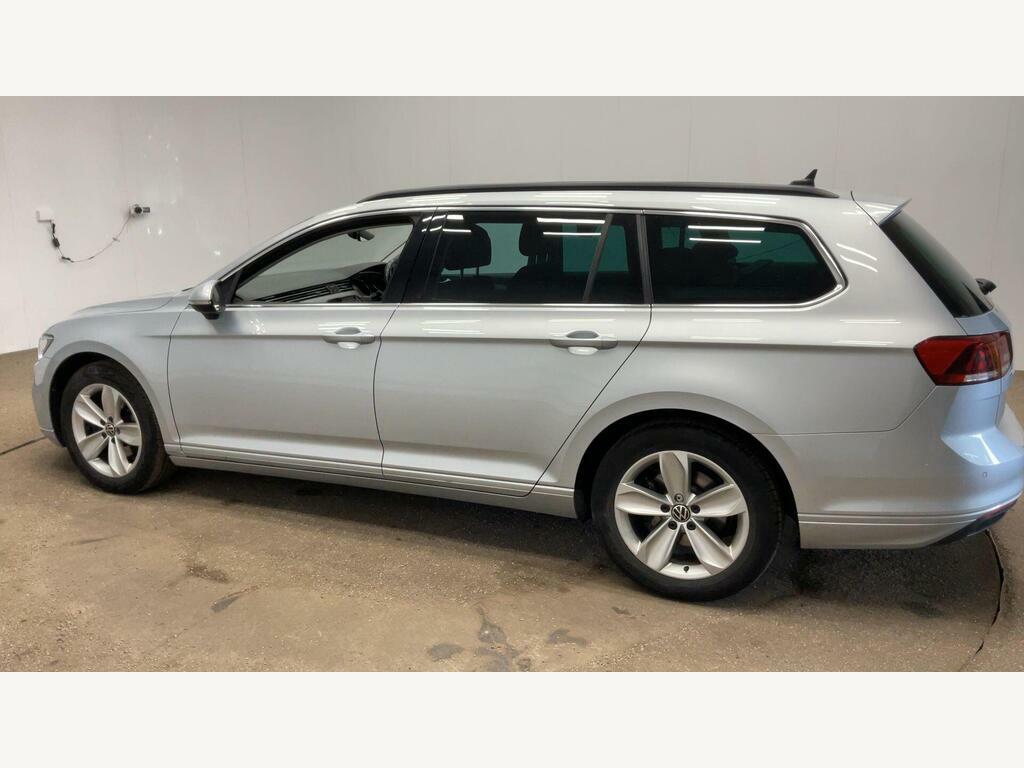 Volkswagen Passat 1.5 Tsi Evo Se Nav Dsg Euro 6 Ss VE22MDV #5