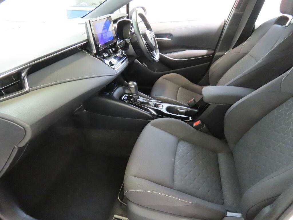 Toyota Corolla 1.8 Hybrid Design Cvt Black #8