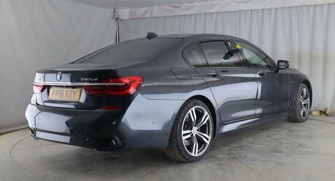 BMW 7 Series 3.0 740Ld Xdrive Grey #4