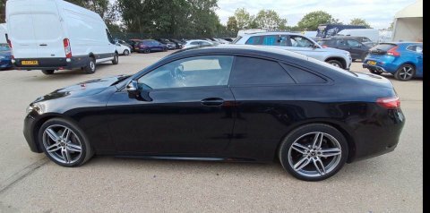 Mercedes-Benz E Class 2.0 E 220 RK69OKA Black #4