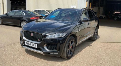 Jaguar F-Pace 3.0 F-pace V6 OY67OFX Black #3