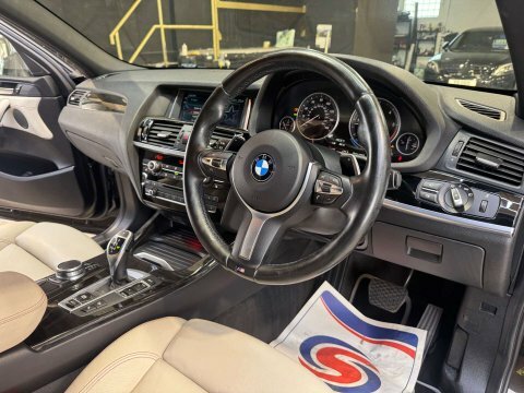 BMW X4 3.0 X4 Xdrive Black #3