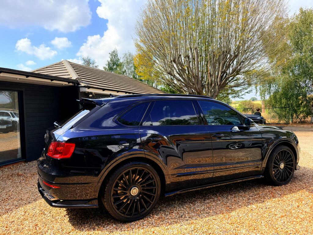 Bentley Bentayga V8 Black #46