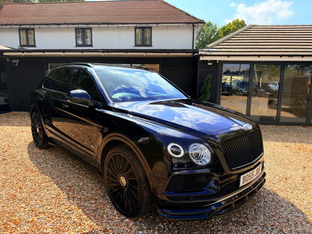 Bentley Bentayga V8 Black #7