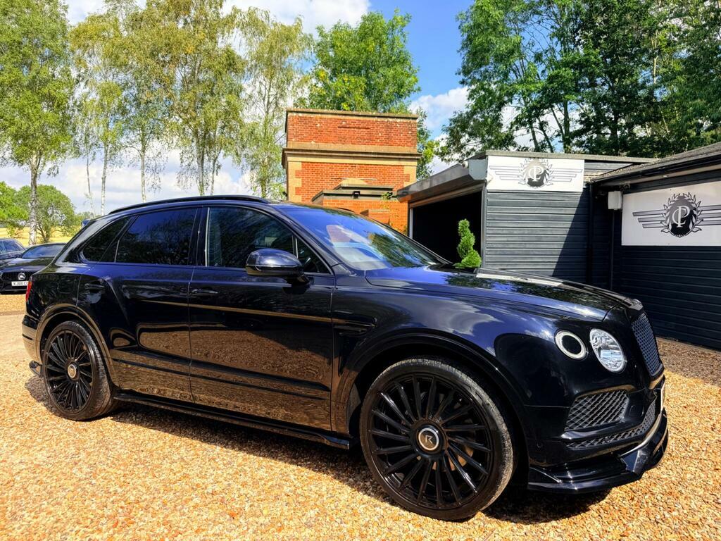 Bentley Bentayga V8 Black #8