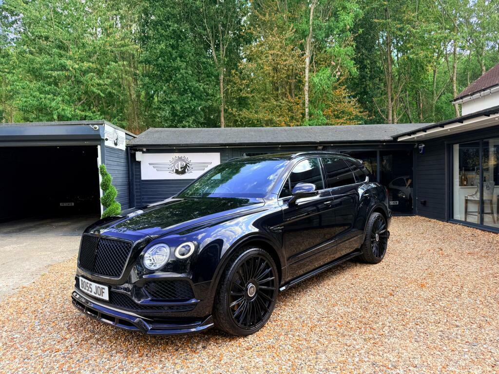 Bentley Bentayga V8 Black #14