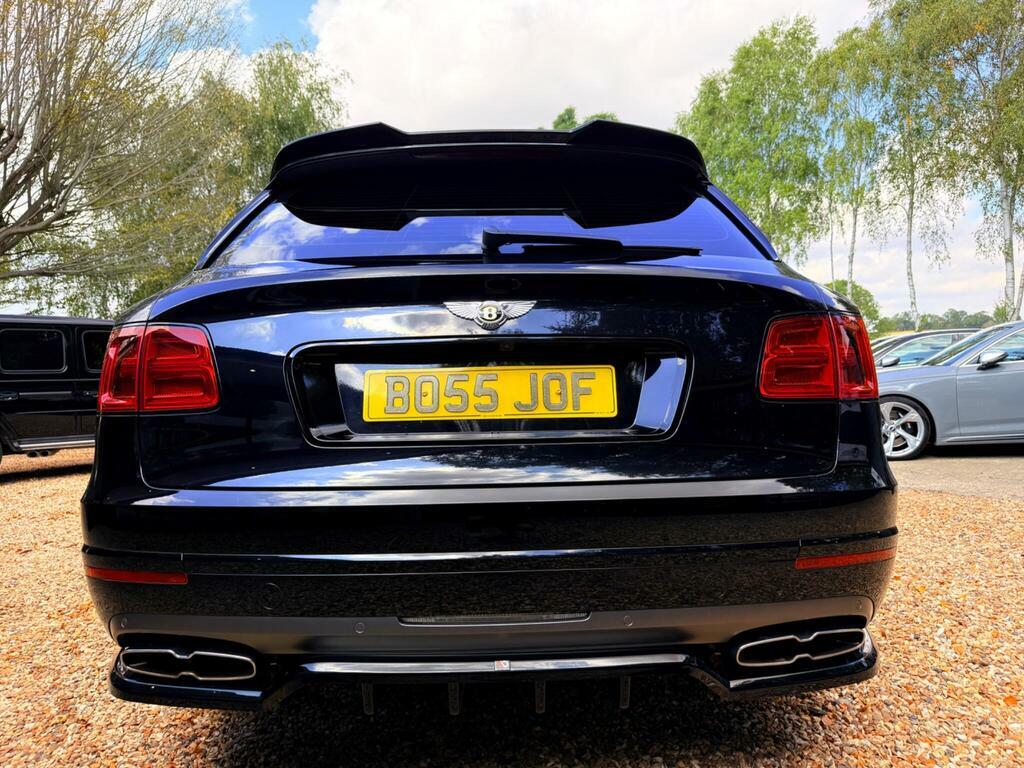Bentley Bentayga V8 Black #34