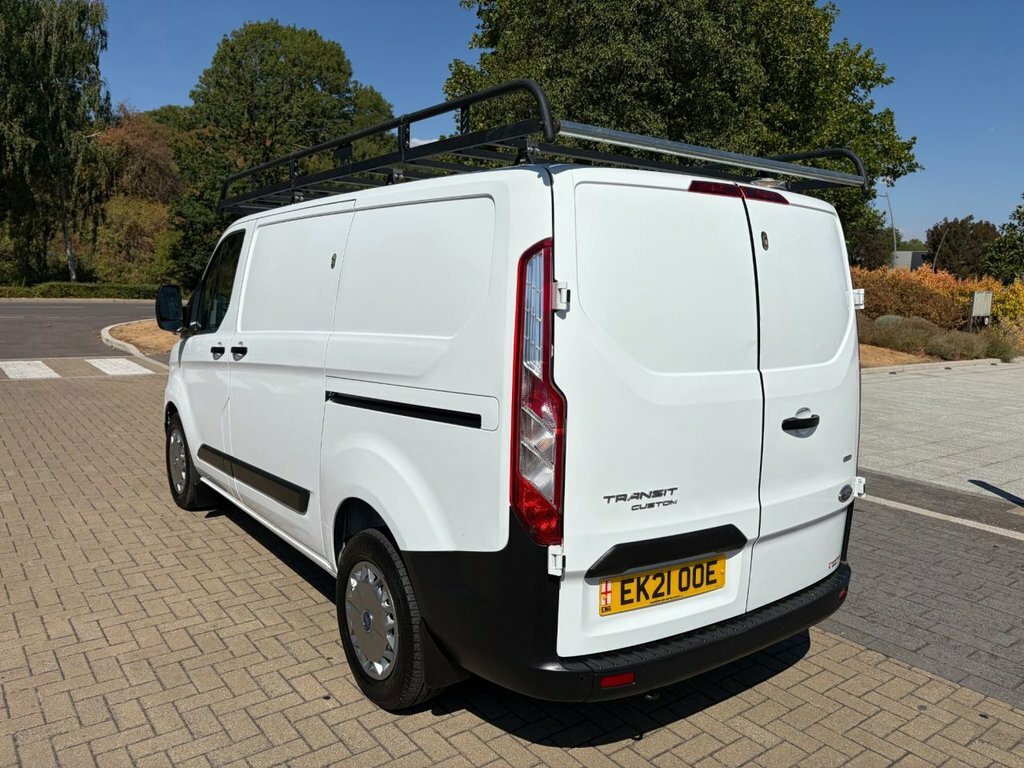 Ford Transit Custom 1L Leader White #4