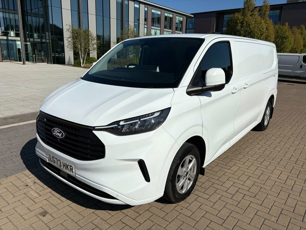 Ford Transit Custom 2L Limited LG73HKR White