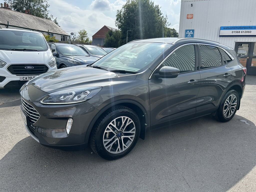 Ford Kuga 1.5 Kuga Titanium Edition 1.5L Ecoboost 150 Grey