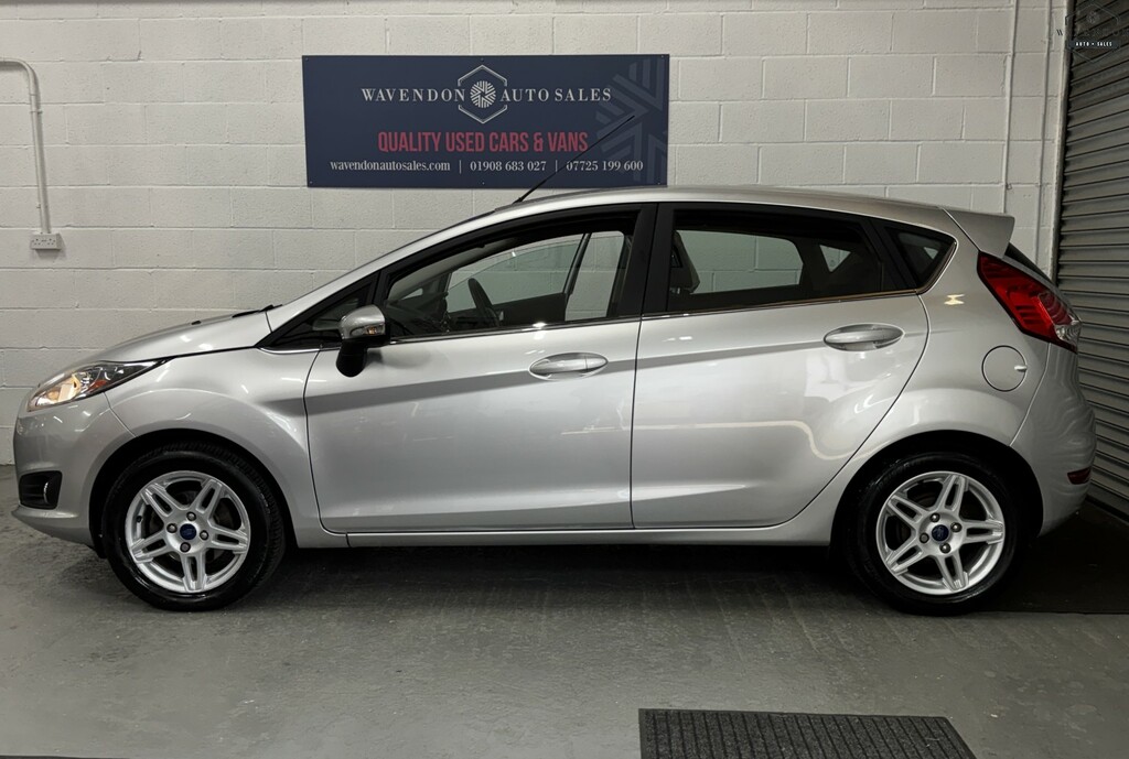 Ford Fiesta Hatchback 1.0 Zetec 201313 RE13NWM Silver #3