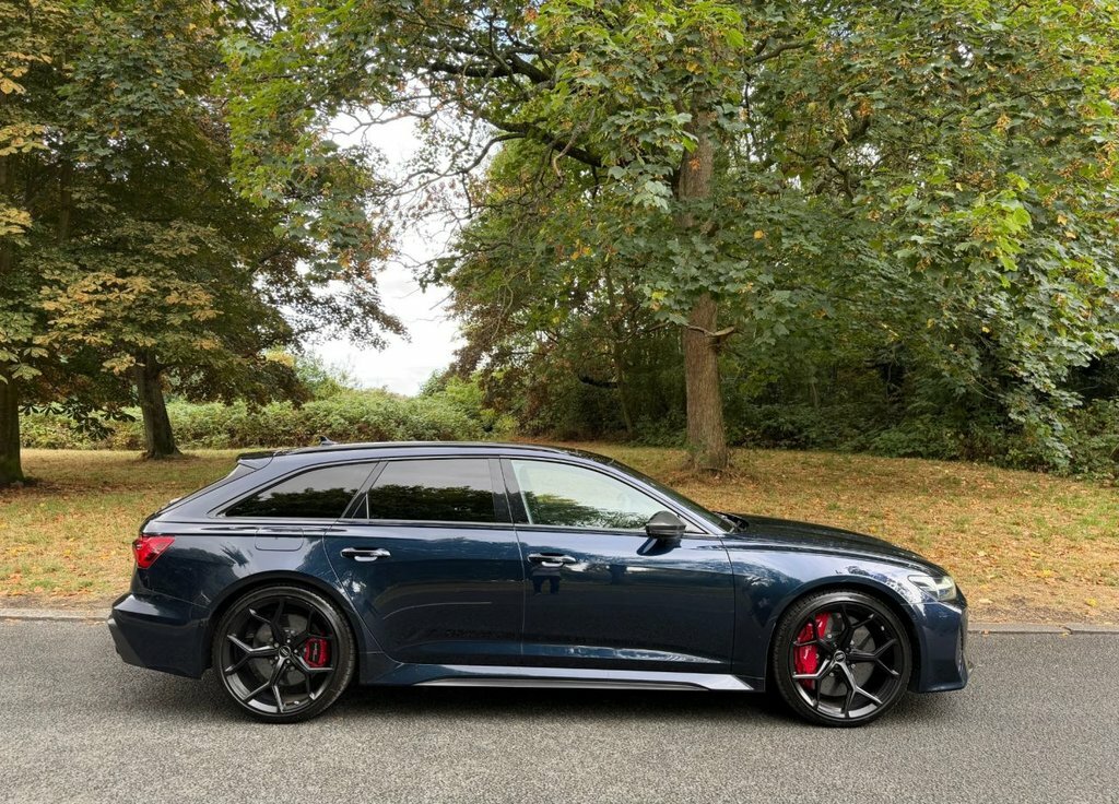 Audi RS6 Estate Purple #4