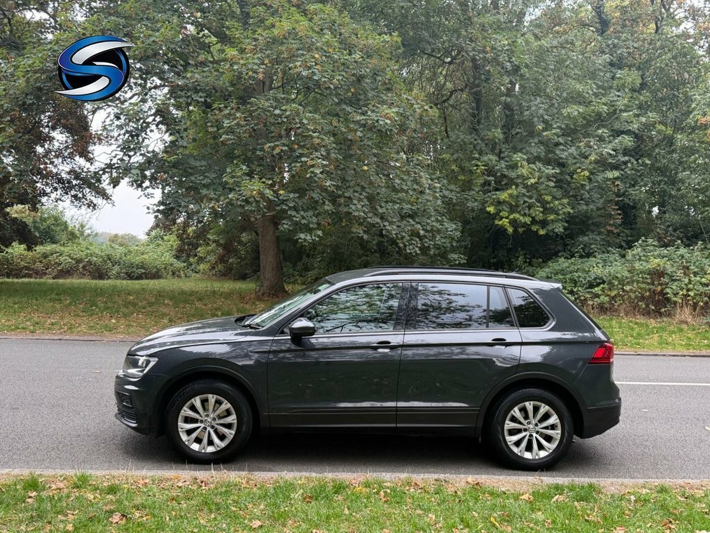 Volkswagen Tiguan 2L S CA66ZWY Grey #6