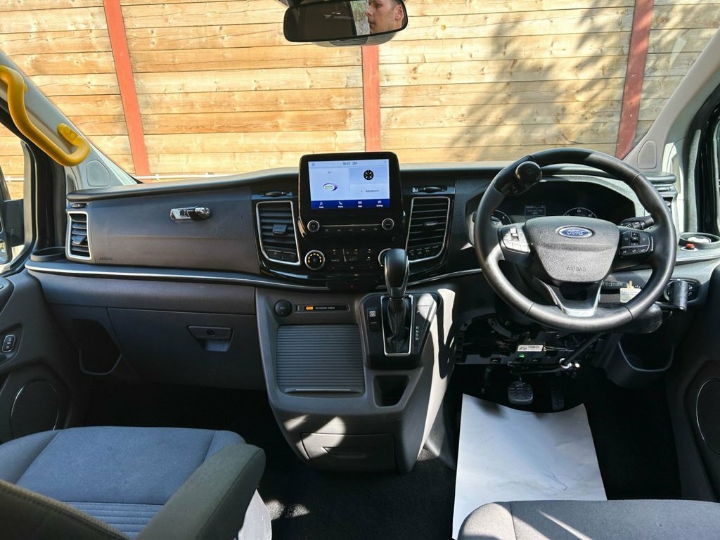 Ford Tourneo Custom 2L Titanium Black #2