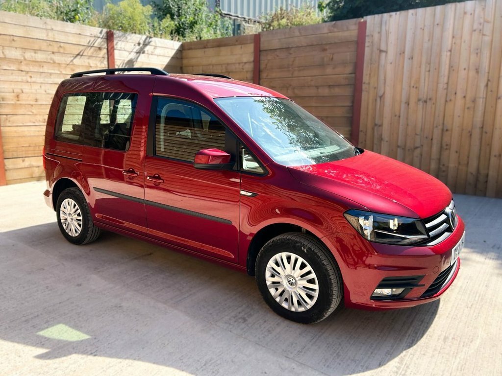 Volkswagen Caddy Life Mpv Red #3