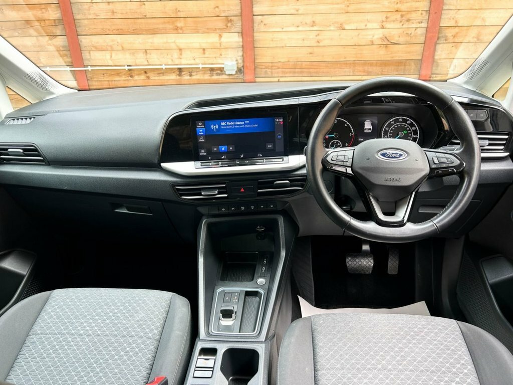 Ford Grand Tourneo Connect 2L Titanium Silver #2
