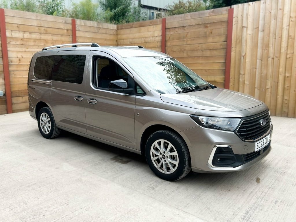 Ford Grand Tourneo Connect 2L Titanium Silver #3