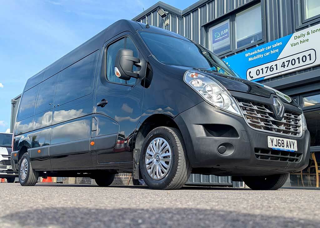 Renault Master  Black #18