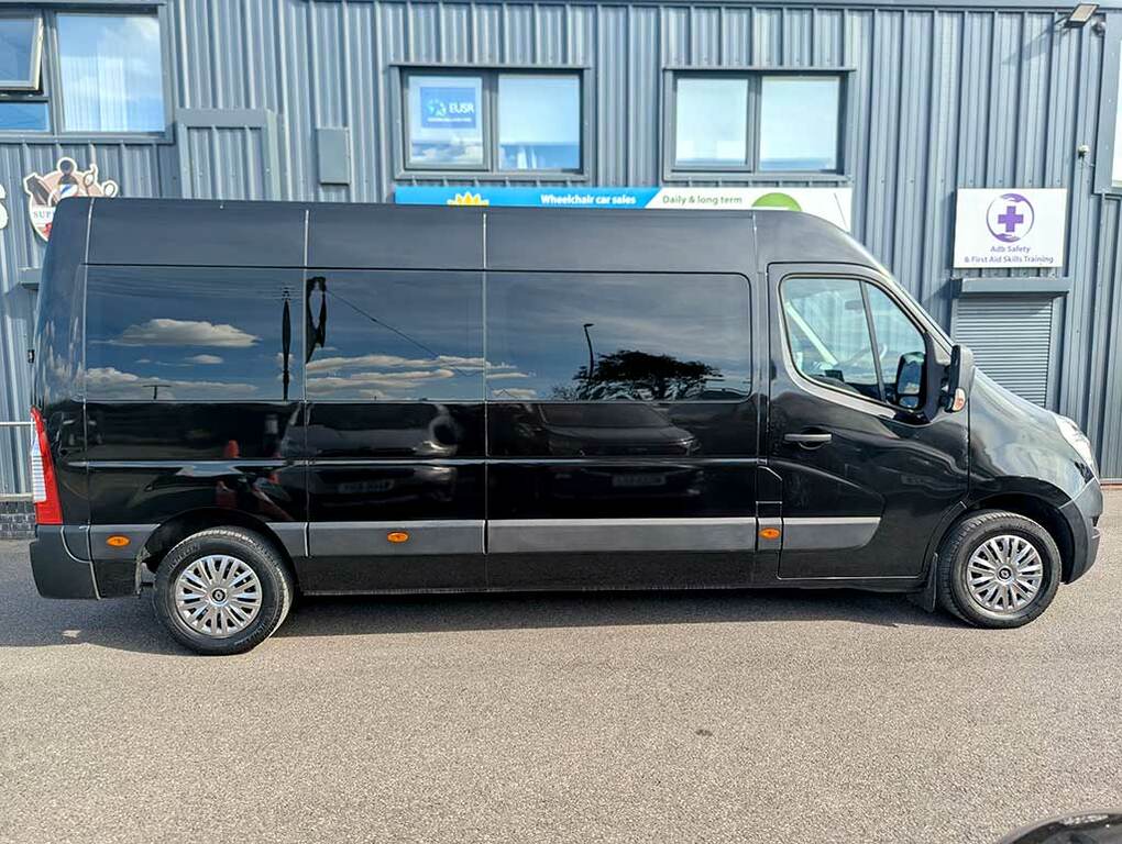 Renault Master  Black #12