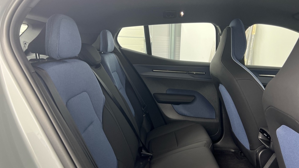Volvo EX30 Plus, Twin Motor Performance, OW75UOP Grey #6