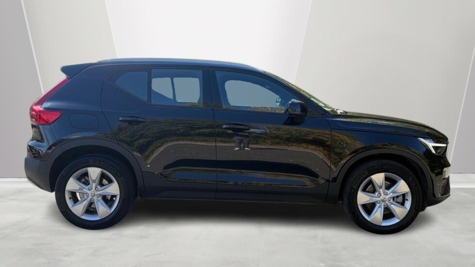 Volvo XC40 Core, B3 Mild Hybrid, RA73FPO Black #3