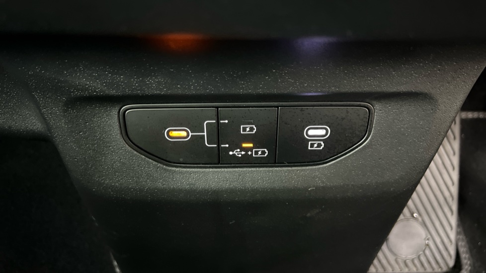 Kia EV6 84Kwh Gt-line Hatchback 225 Bhp White #29