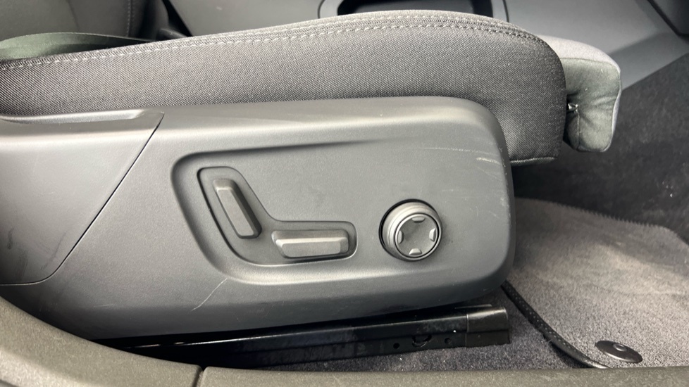 Polestar 2 Long Range Performance Grey #38