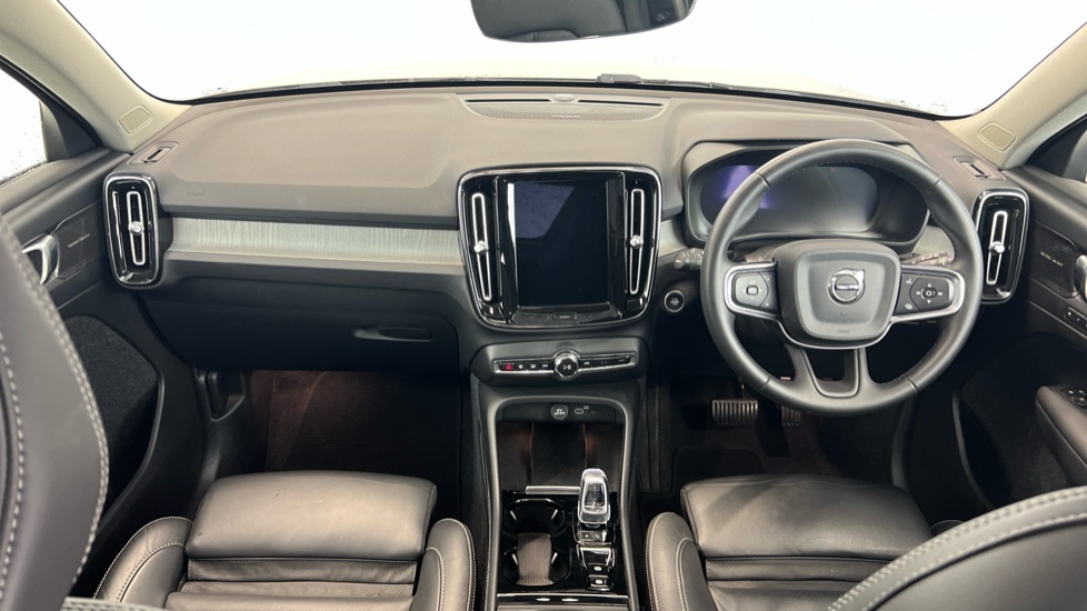 Volvo XC40 Ultimate, B4 Mild Hybrid, Dark CF23ZBN Silver #5