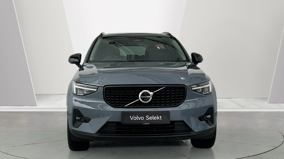 Volvo XC40 Core Black #8