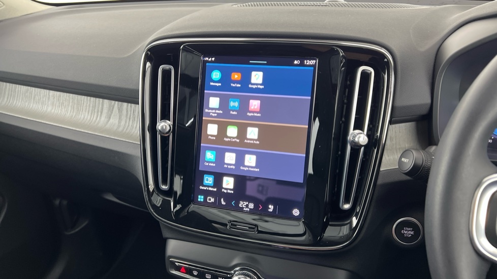 Volvo XC40 Core Black #12