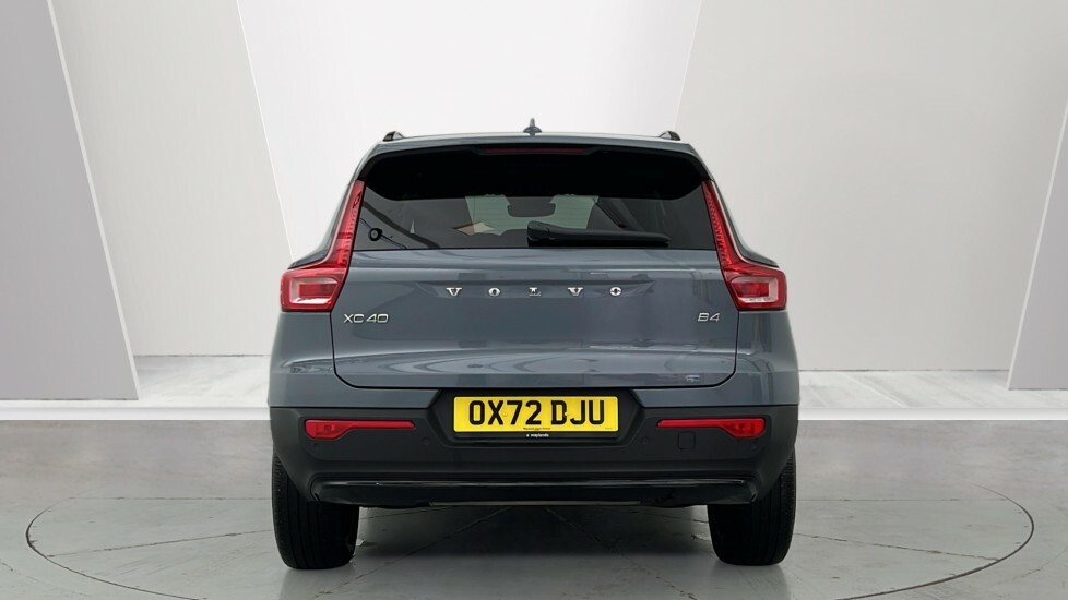 Volvo XC40 Core Black #7