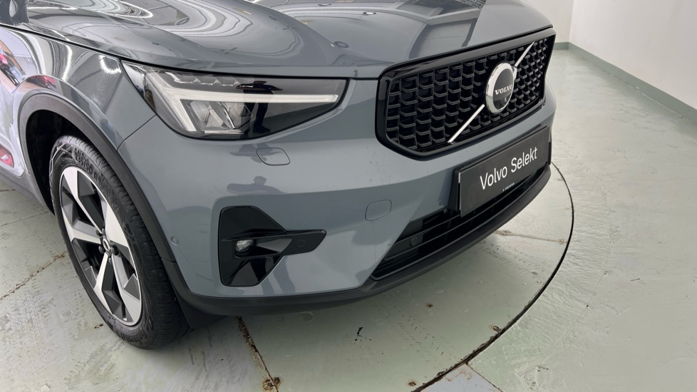 Volvo XC40 Core Black #67