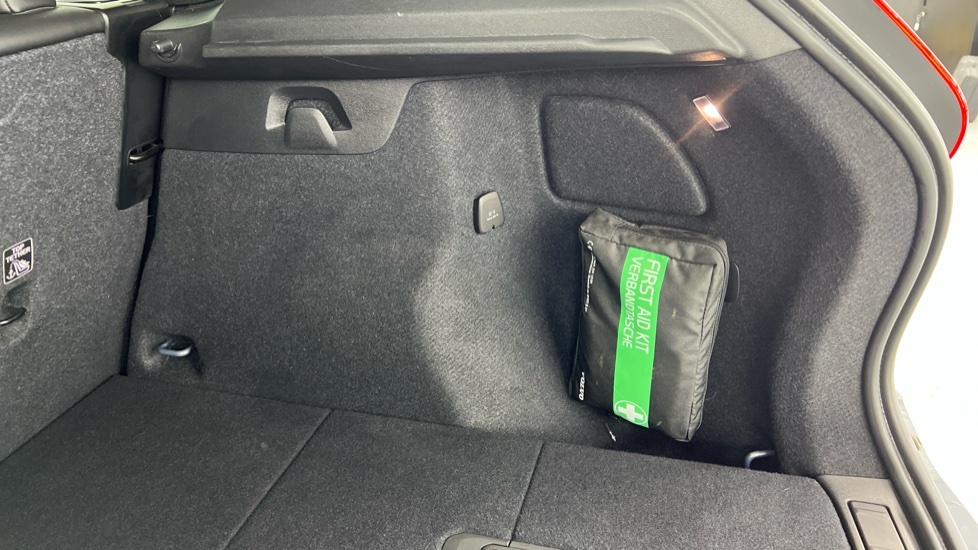 Volvo XC40 Core Black #59