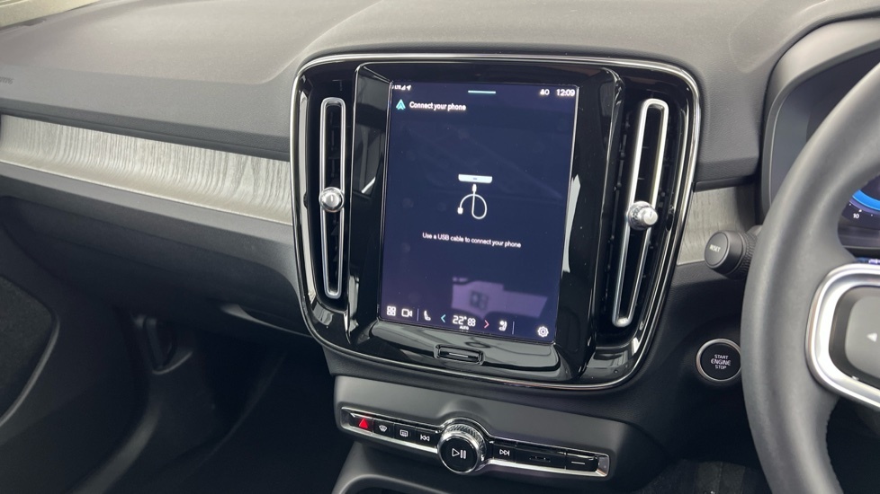 Volvo XC40 Core Black #46