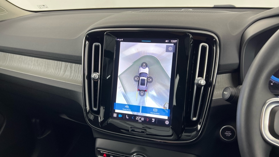 Volvo XC40 Core Black #19