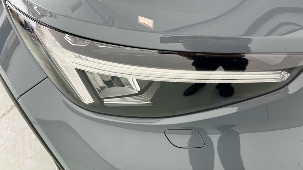Volvo XC40 Core Black #68