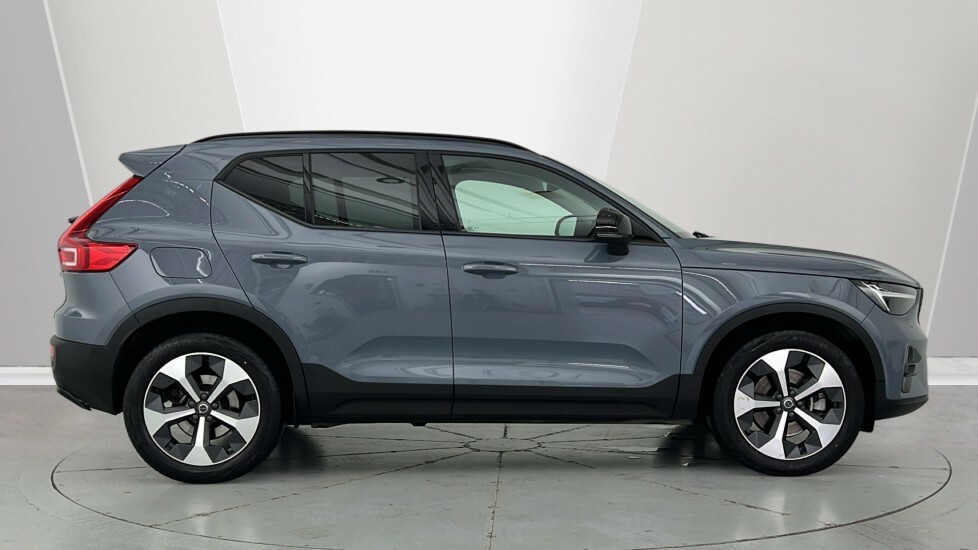 Volvo XC40 Ultimate, B4 Mild Hybrid, Dark Grey #3