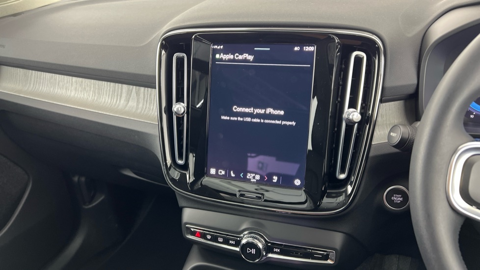 Volvo XC40 Core Black #45