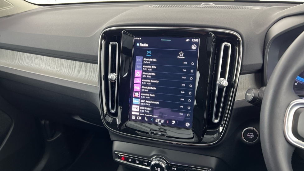 Volvo XC40 Core Black #43