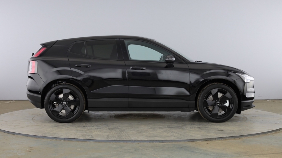 Volvo EX30 315Kw P8 Ultra Black Edition 69Kwh Awd Black #2