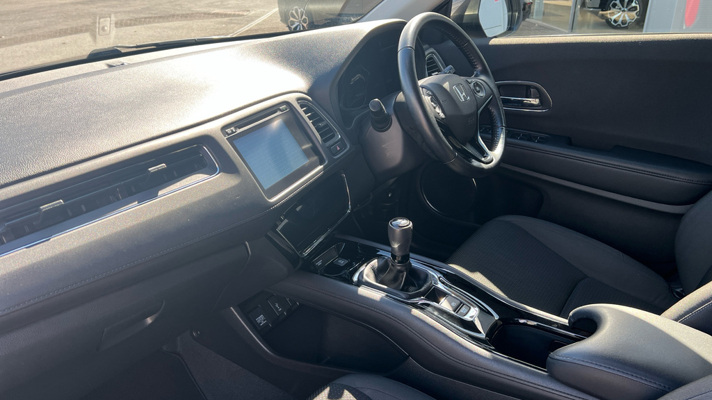 Honda Hr-V Honda Hr-v 1.5 I-vtec Se Hatchback Silver #2