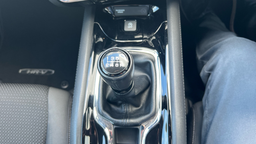 Honda Hr-V 1.5 I-vtec Ex Cvt Hatchback Black #21